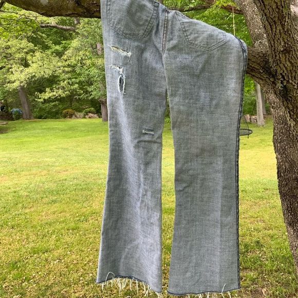 Dolce & Gabbana| 2-Tone Leg | Distressed | Luxury Denim Jeans - Picture 11 of 15